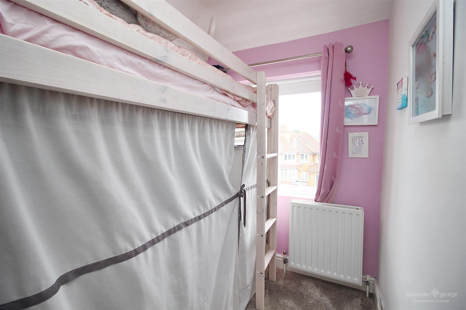 Grasmere Avenue, Tilehurst, Reading
